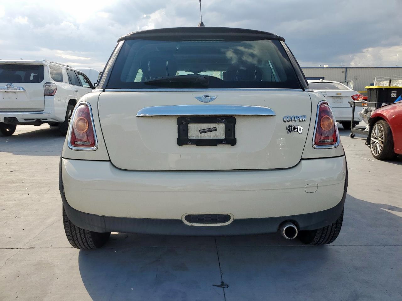 2010 Mini Cooper VIN: WMWMF3C5XATZ22653 Lot: 82195615