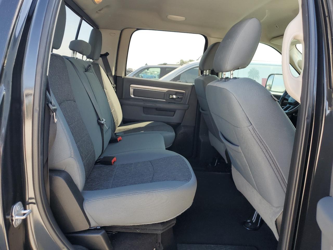 2018 Ram 1500 Slt VIN: 1C6RR6LM8JS261971 Lot: 93984075