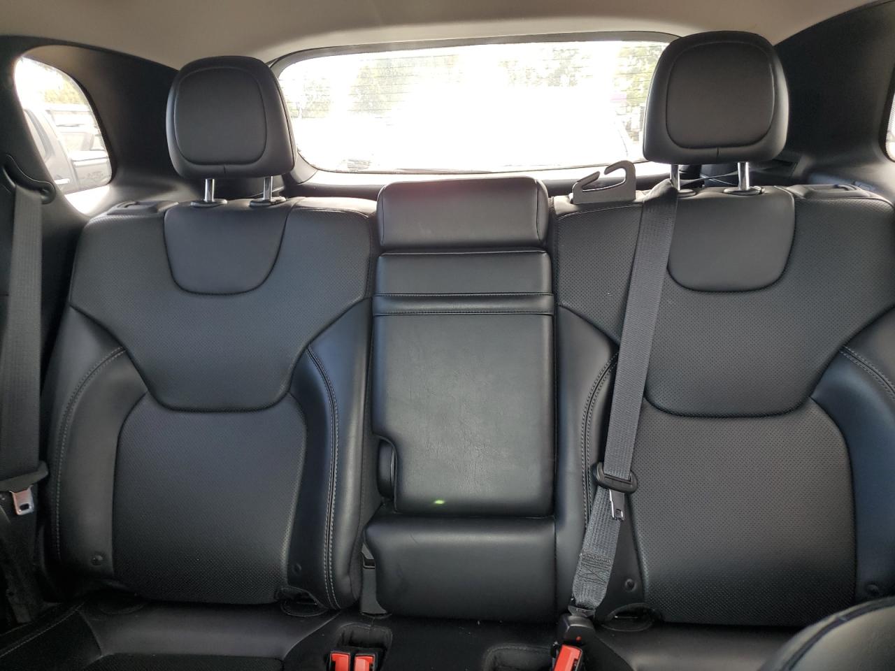 2019 Jeep Cherokee Limited VIN: 1C4PJMDX0KD300255 Lot: 84788135