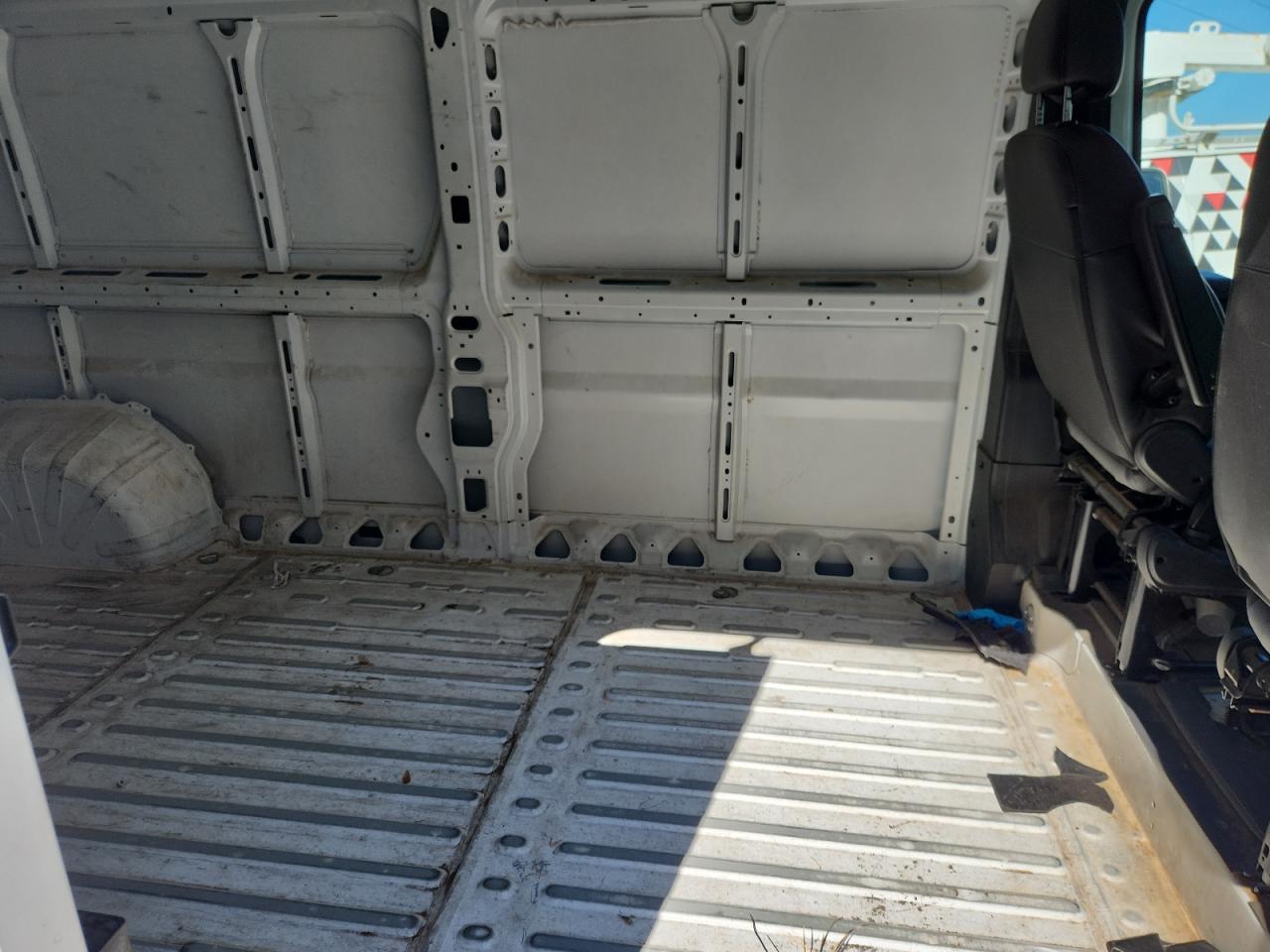 2025 Ram Promaster 2500 2500 High VIN: 3C6LRVDG7SE514193 Lot: 86112115