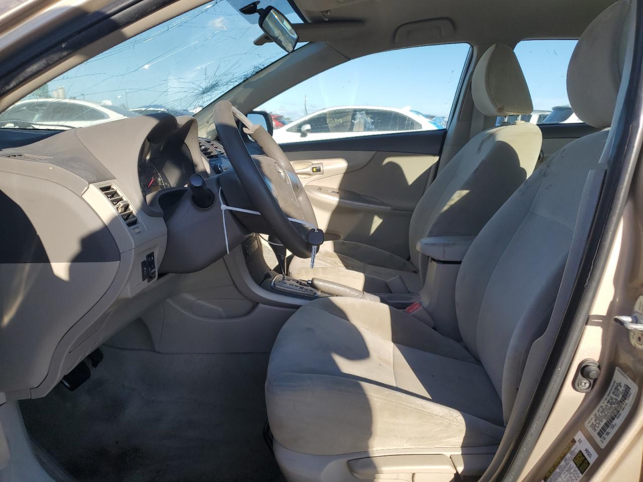 2010 Toyota Corolla Base VIN: 1NXBU4EE0AZ217692 Lot: 82447765