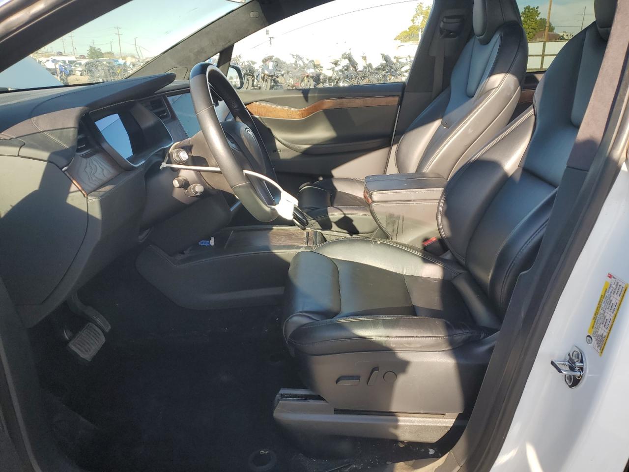 2020 Tesla Model X VIN: 5YJXCAE25LF303657 Lot: 85785805