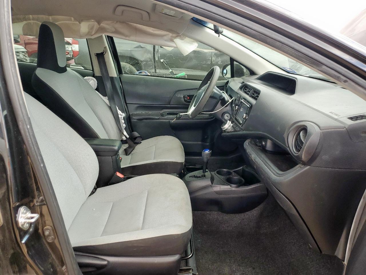 2015 Toyota Prius C VIN: JTDKDTB34F1094215 Lot: 82215205