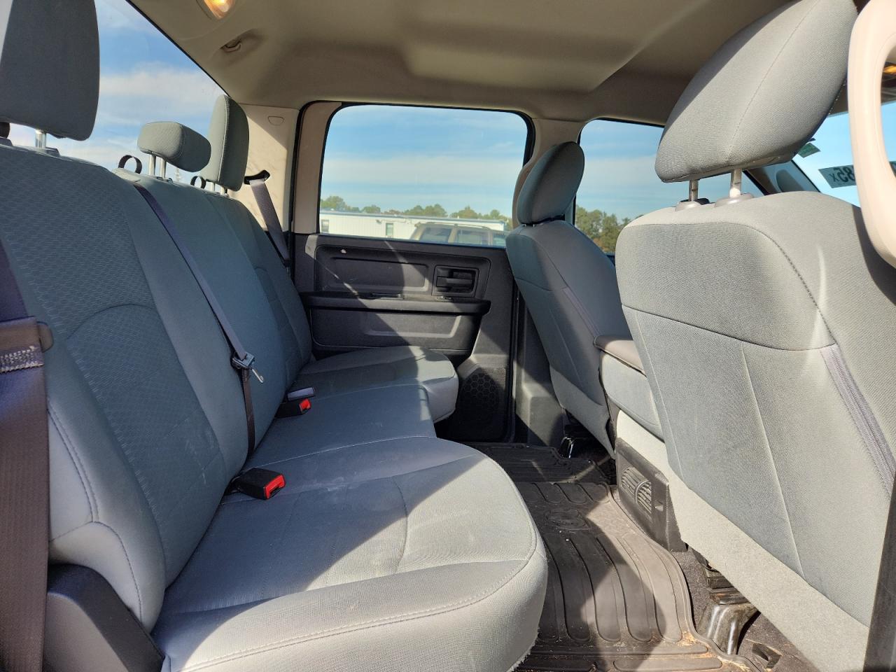 2017 Ram 1500 St VIN: 1C6RR6KT4HS723056 Lot: 89914485