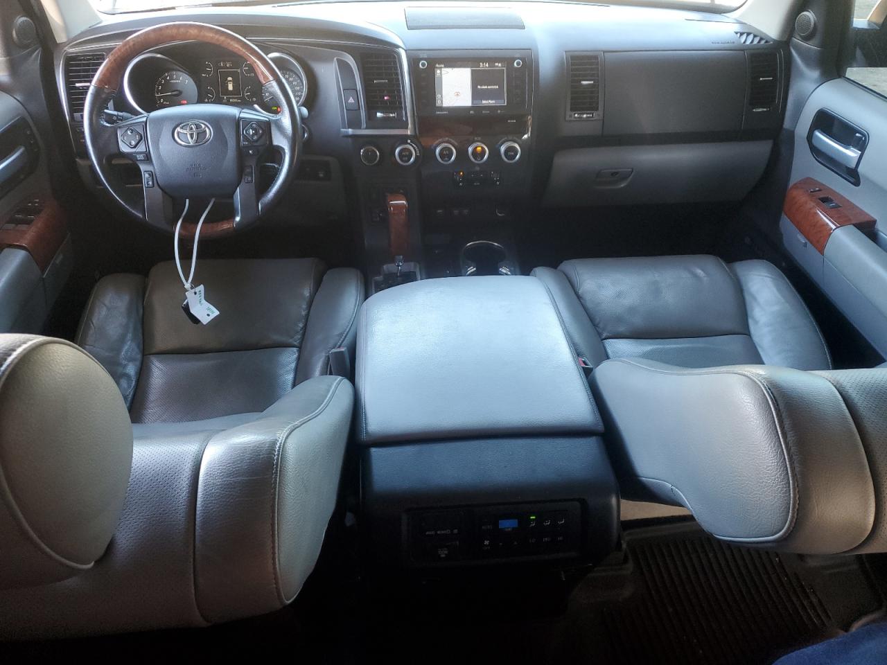 2020 Toyota Sequoia Platinum VIN: 5TDDY5G11LS177776 Lot: 82694405