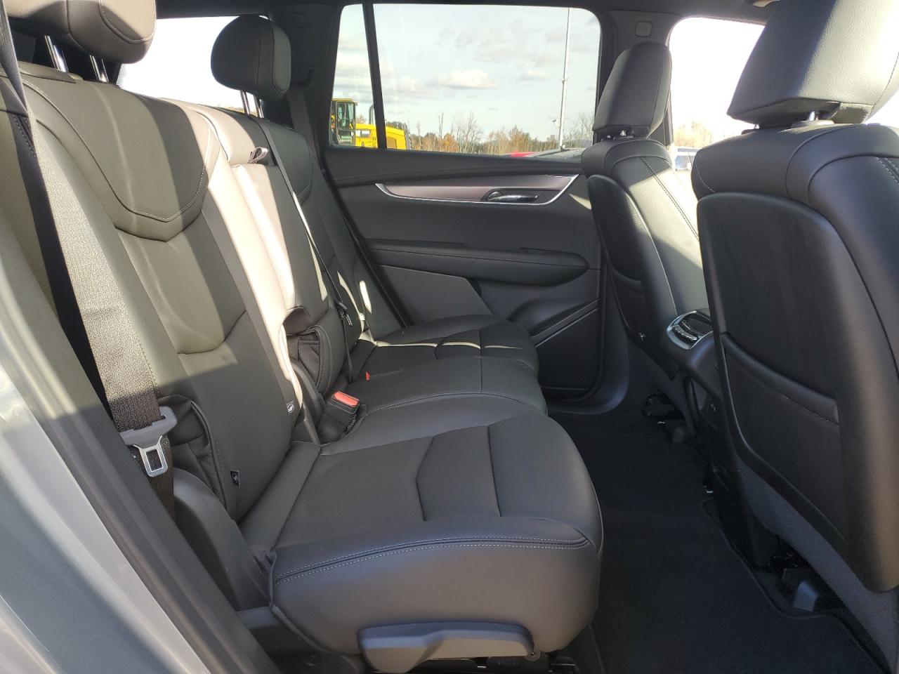 2025 Cadillac Xt6 Luxury VIN: 1GYKPBR47SZ113619 Lot: 90076845