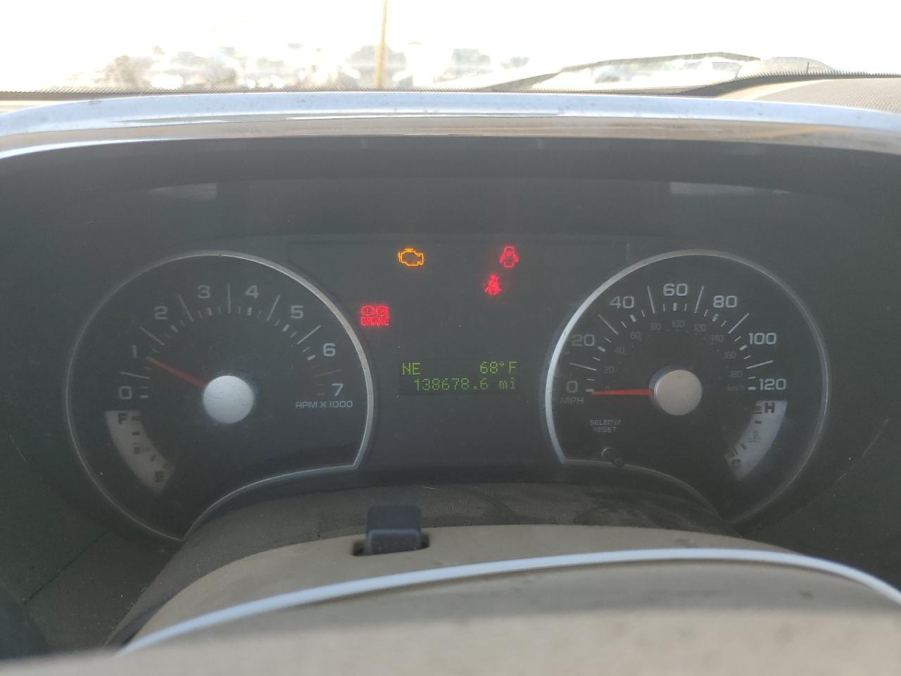 2007 Ford Explorer Xlt VIN: 1FMEU63807UB23214 Lot: 82571355
