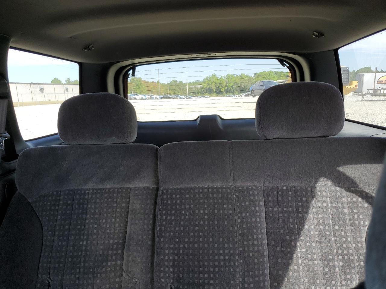 2000 Chevrolet Blazer VIN: 1GNDT13W7Y2318669 Lot: 84864105