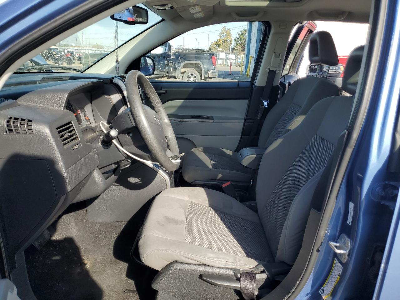 2007 Jeep Compass VIN: 1J8FF47W47D170724 Lot: 90375405