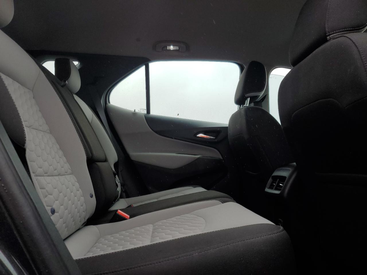 2020 Chevrolet Equinox Ls VIN: 2GNAXHEV0L6218302 Lot: 82457195