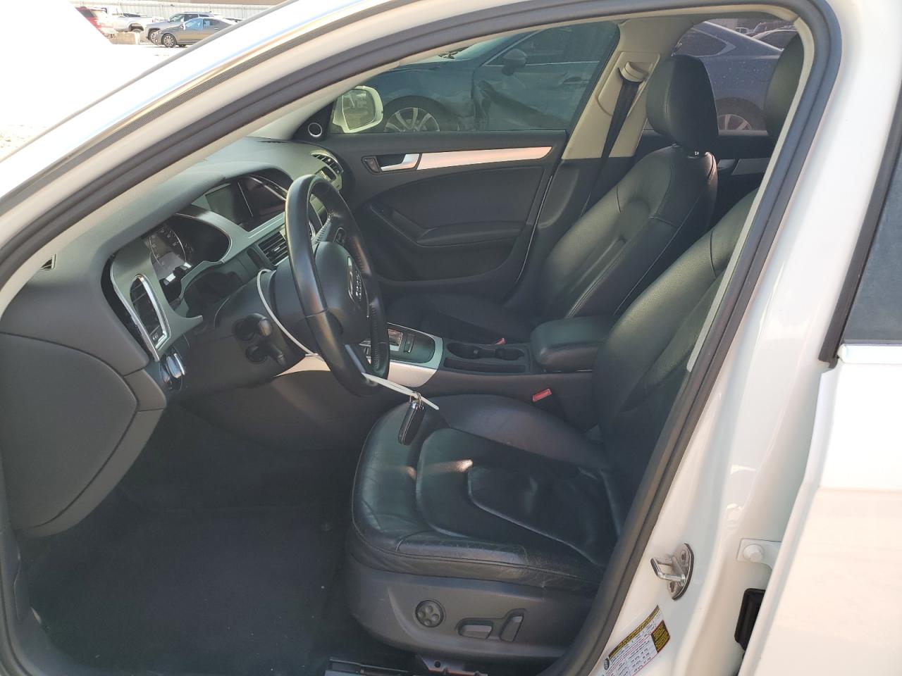 2012 Audi A4 Premium Plus VIN: WAUFFAFLXCA113157 Lot: 87072105