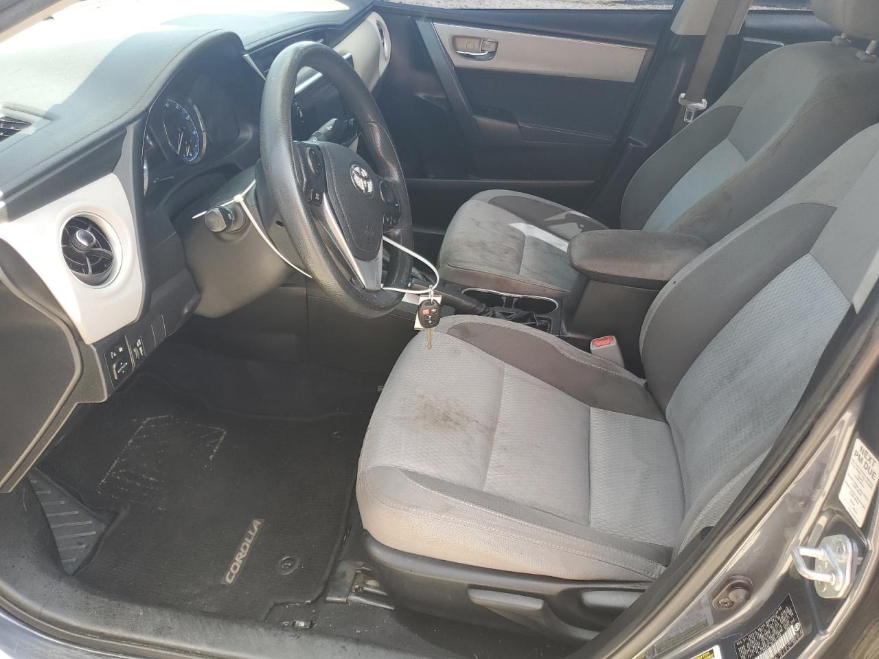 2017 Toyota Corolla L VIN: 5YFBURHE7HP587008 Lot: 84805405