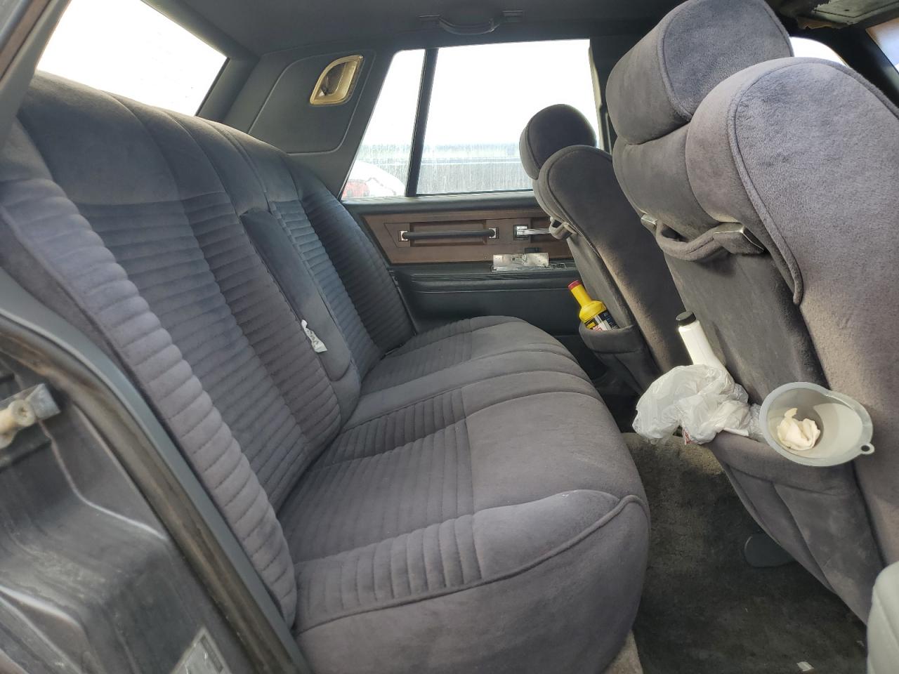 1985 Lincoln Continental VIN: 1MRBP97F4FY685923 Lot: 85125385