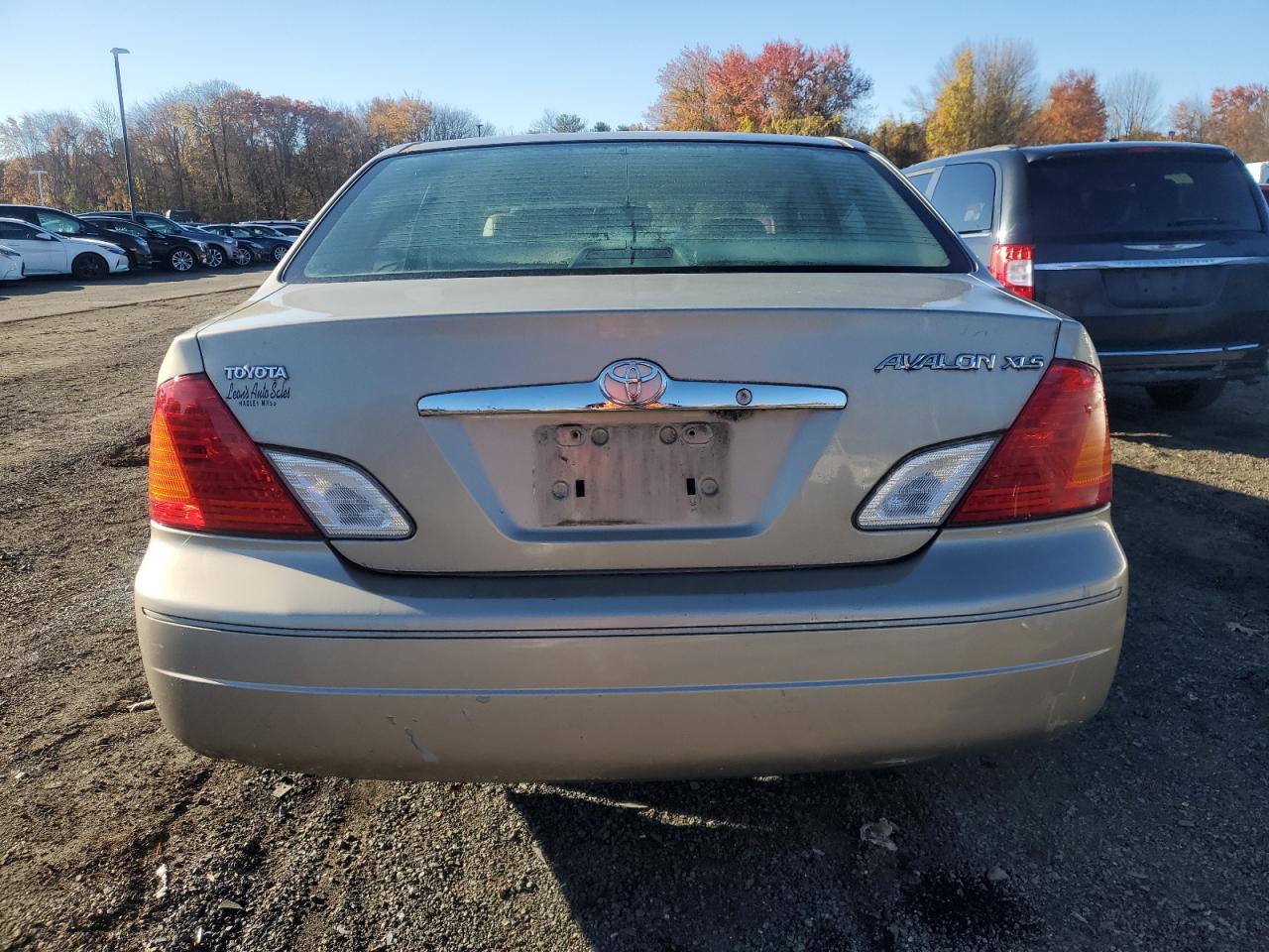 2000 Toyota Avalon Xl VIN: 4T1BF28B3YU072030 Lot: 84931875