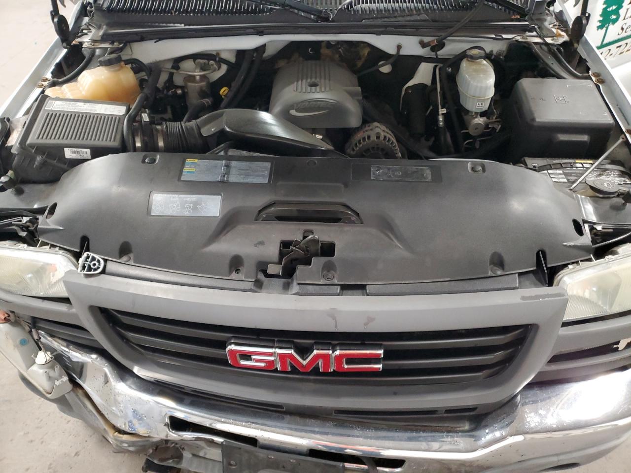 2005 GMC Sierra K2500 Heavy Duty VIN: 1GTHK24U45E136759 Lot: 86514535