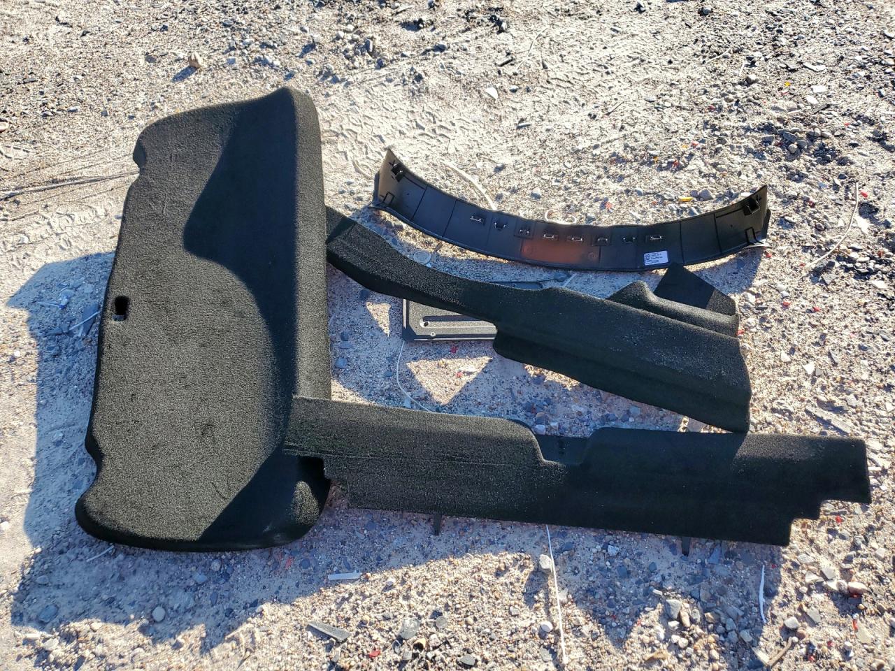 2025 Tesla Model 3 VIN: 5YJ3E1EA0SF023742 Lot: 89805555