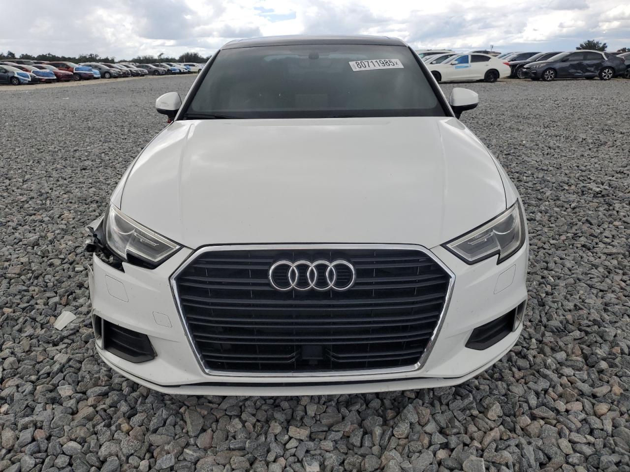 Фото: WAUAUGFF8H1051990