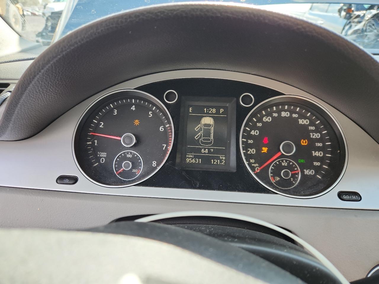 2009 Volkswagen Passat Turbo VIN: WVWJK73C79P056079 Lot: 90408455