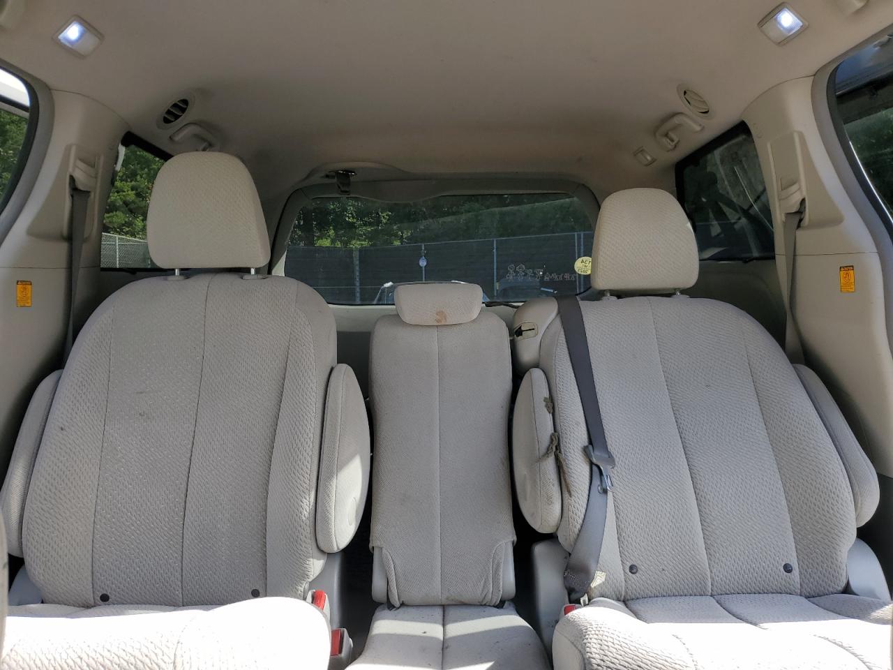 2011 Toyota Sienna Le VIN: 5TDKK3DC7BS089252 Lot: 84197245