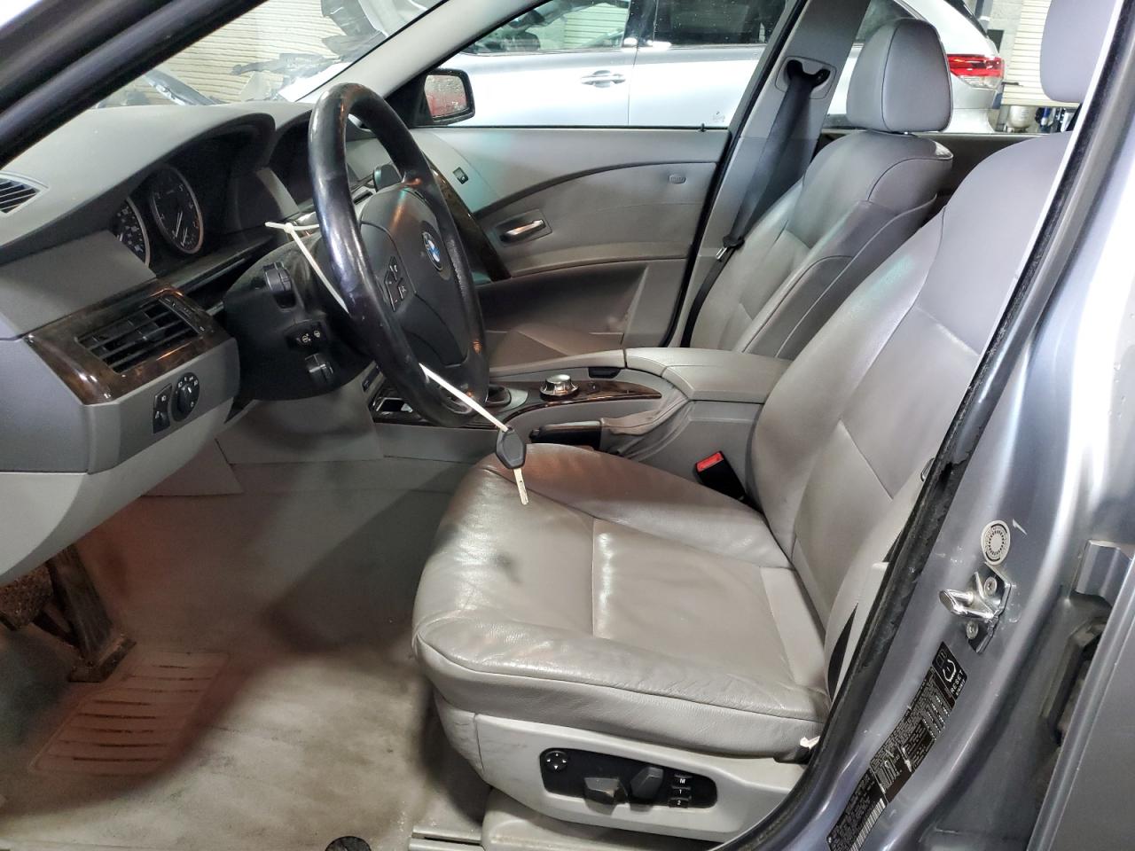 2004 BMW 530 I VIN: WBANA73544B812542 Lot: 84068315