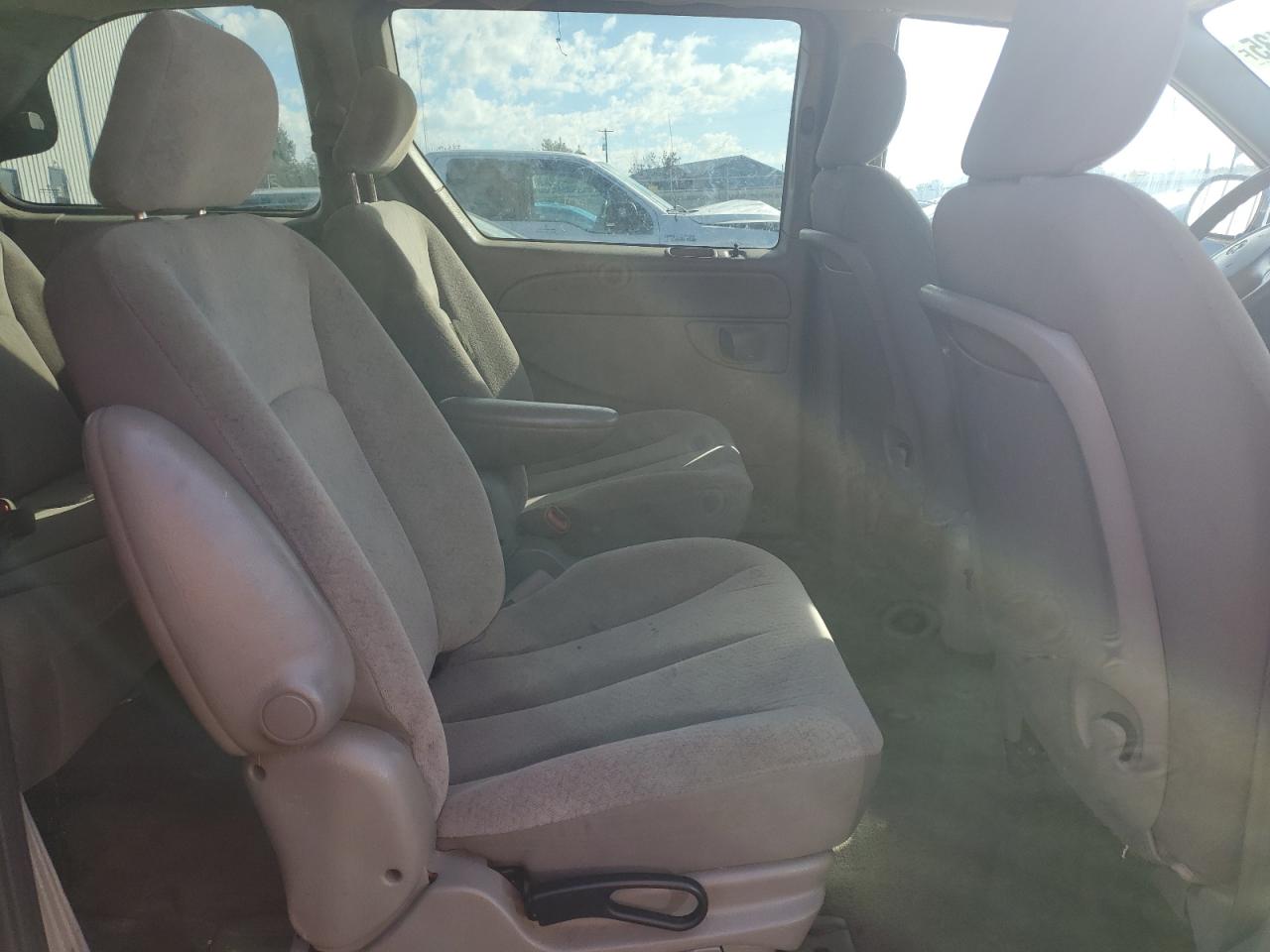 2003 Dodge Caravan Sport VIN: 1D4GP45313B198247 Lot: 89493135