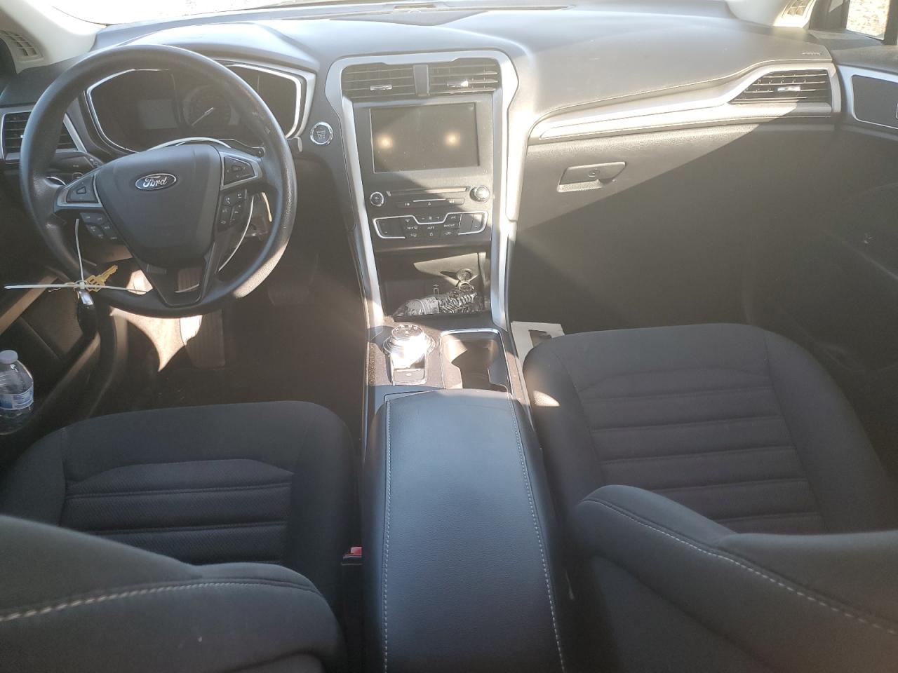 2017 Ford Fusion Se VIN: 3FA6P0HD9HR399487 Lot: 90733005