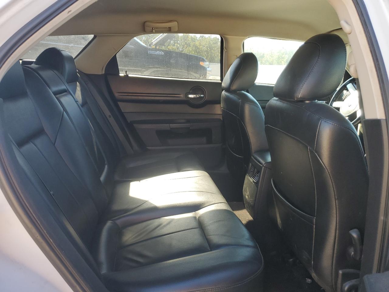 2006 Dodge Magnum Sxt VIN: 2D4FV47VX6H402961 Lot: 87429055
