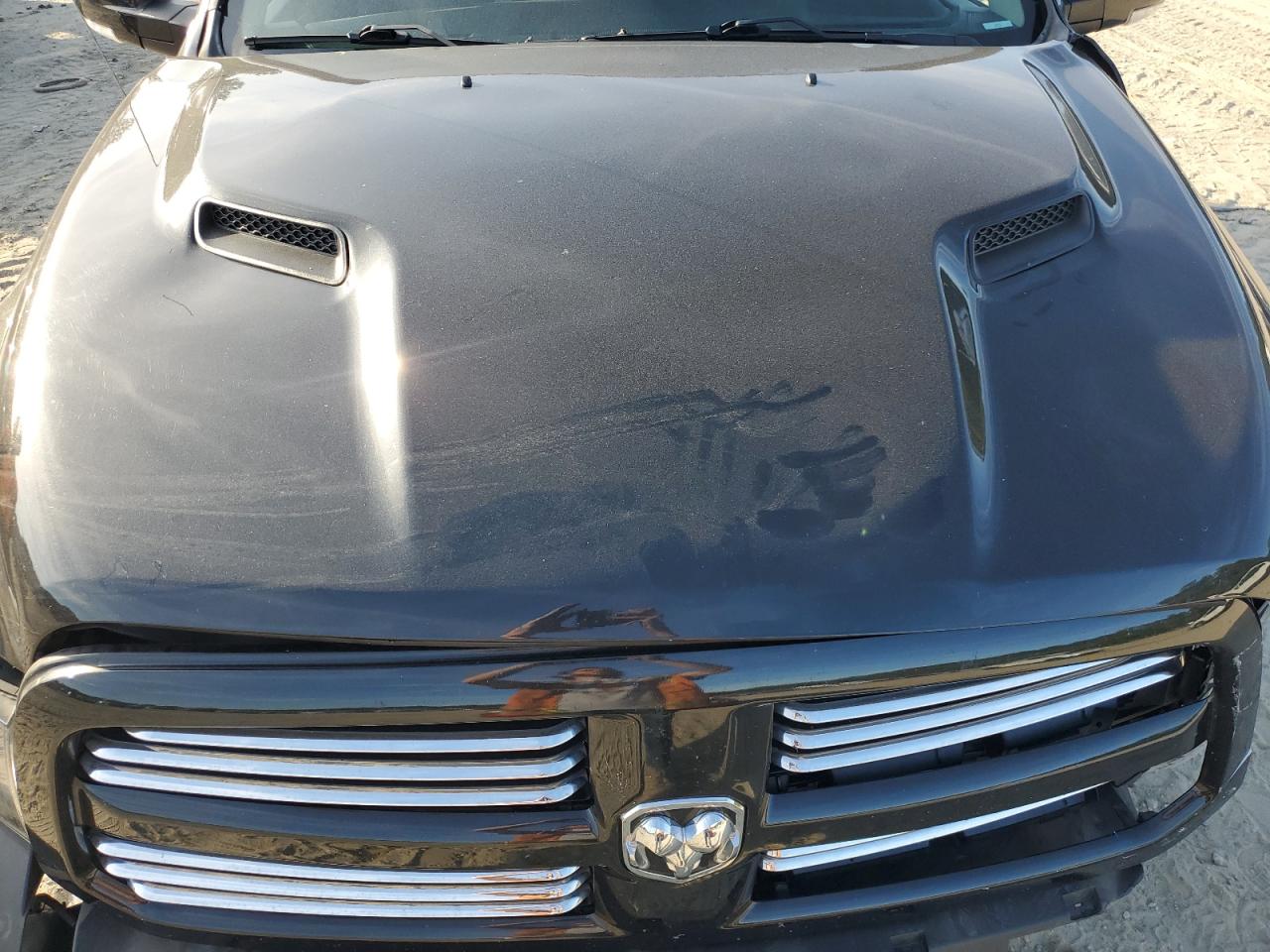 2016 Ram 1500 Sport VIN: 1C6RR7MT2GS373590 Lot: 85321335