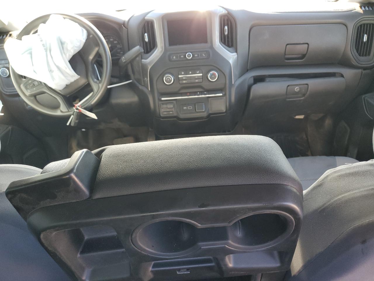 2021 Chevrolet Silverado C2500 Heavy Duty VIN: 1GB4WLE73MF194635 Lot: 85940175