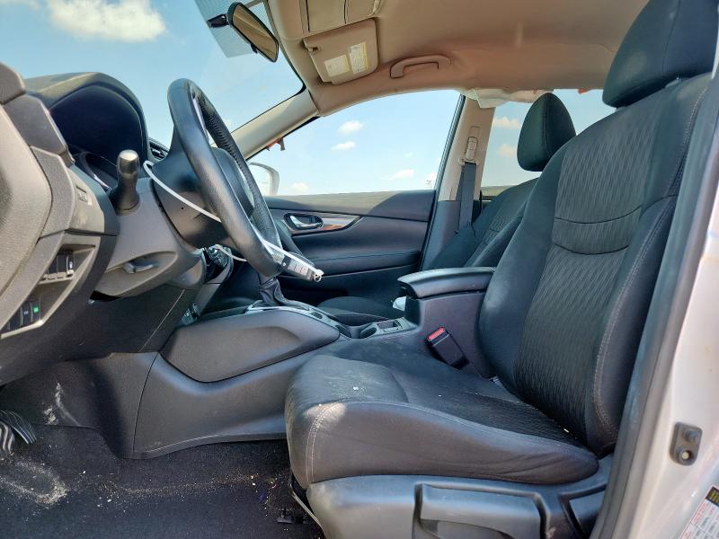  NISSAN ROGUE 2018 Серебристый