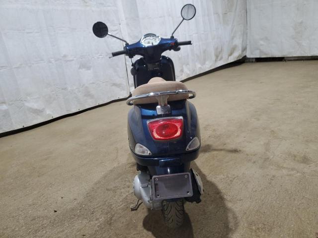 2009 VESPA LX 150  