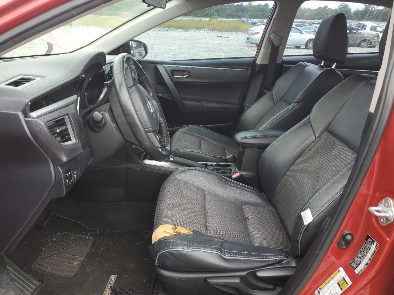 2015 Toyota Corolla L VIN: 5YFBURHE2FP203536 Lot: 85901775