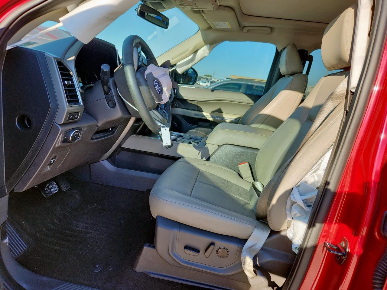 2021 Ford Expedition Xlt VIN: 1FMJU1HTXMEA16353 Lot: 82236845