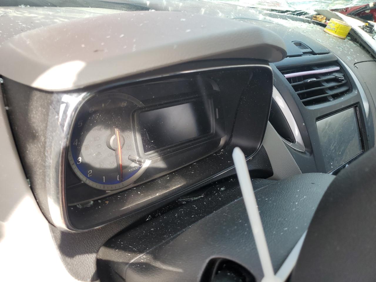 2015 Chevrolet Trax Ls VIN: KL7CJKSB6FB170460 Lot: 84482525