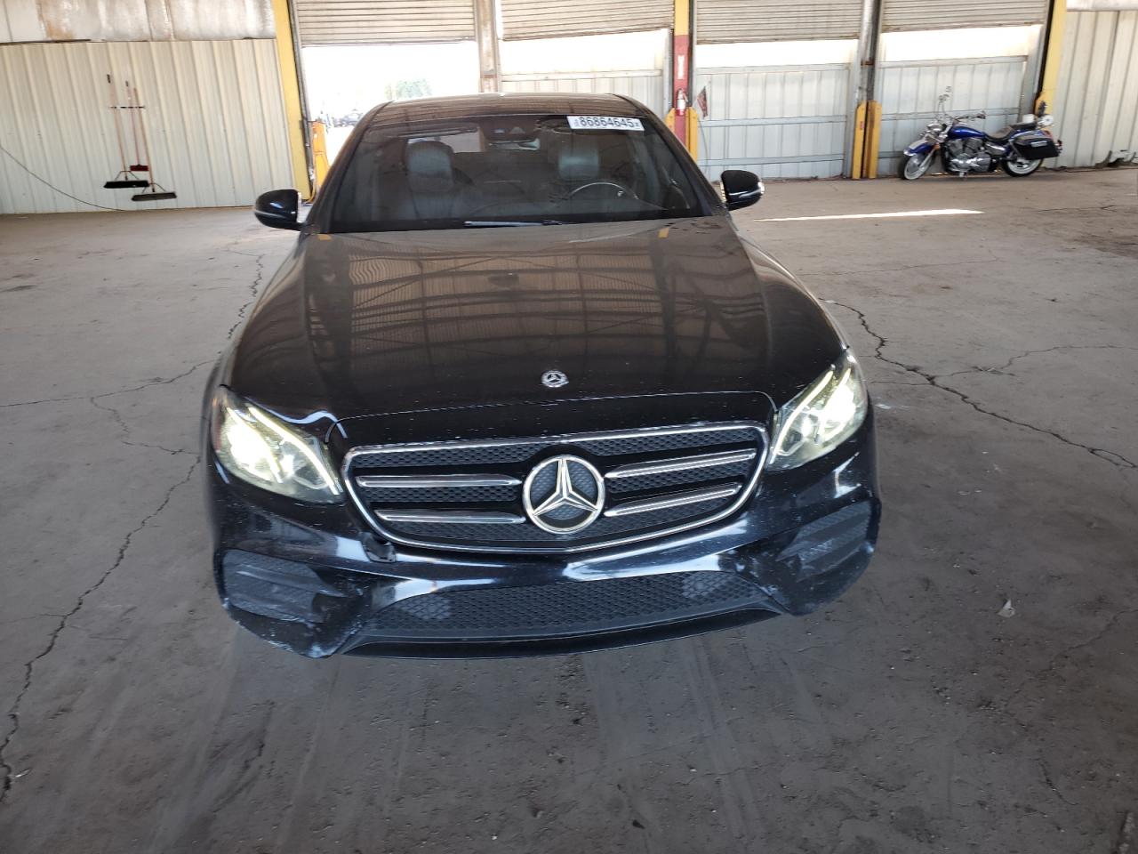 V (W213, S213, C238) V (W213, S213, C238)