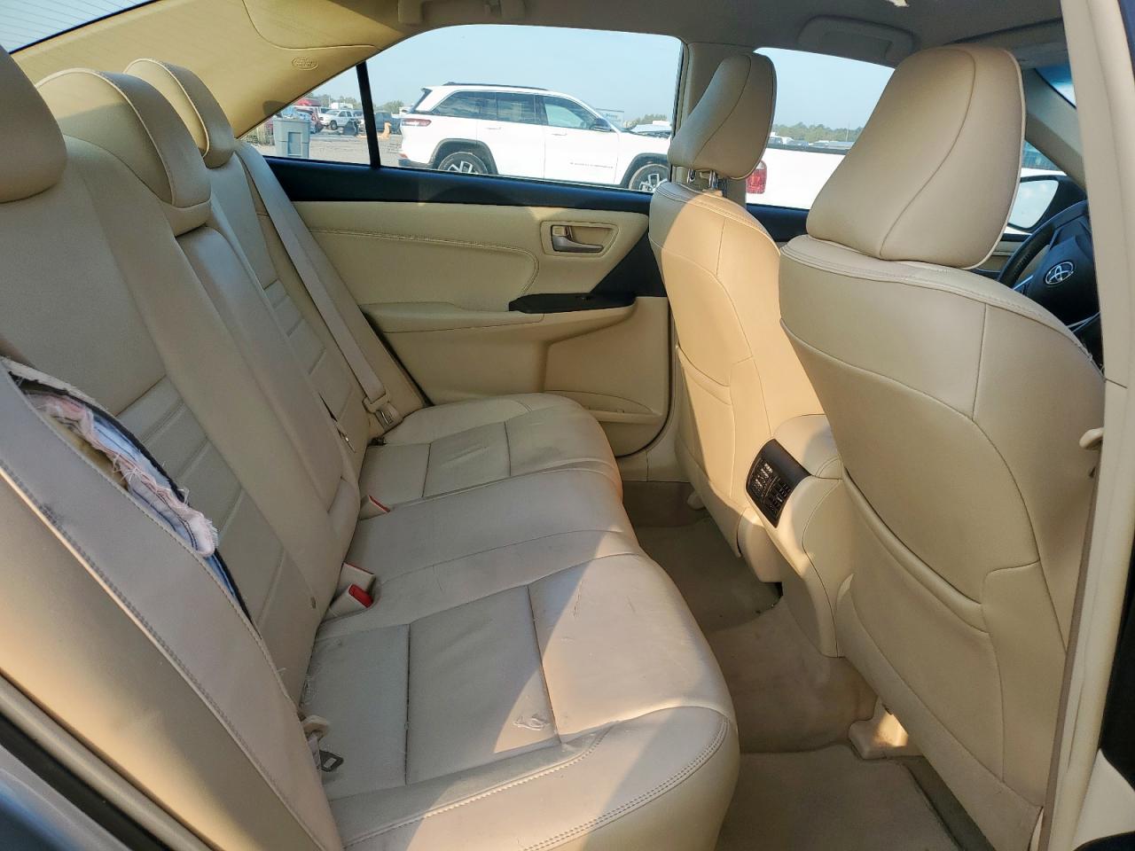 2015 Toyota Camry Le VIN: 4T1BF1FK1FU935112 Lot: 81976225