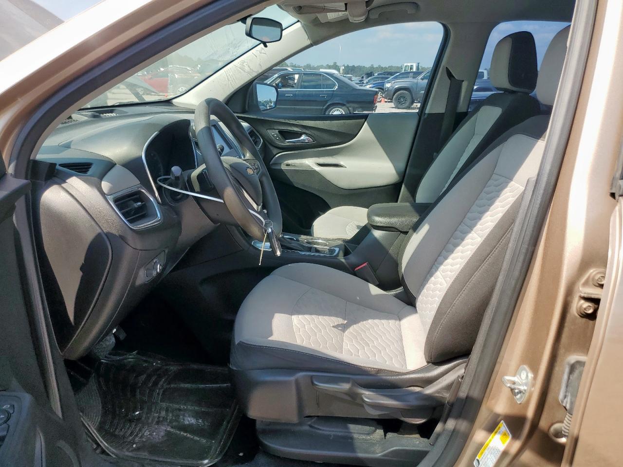 2018 Chevrolet Equinox Ls VIN: 2GNAXHEV5J6158045 Lot: 85145895