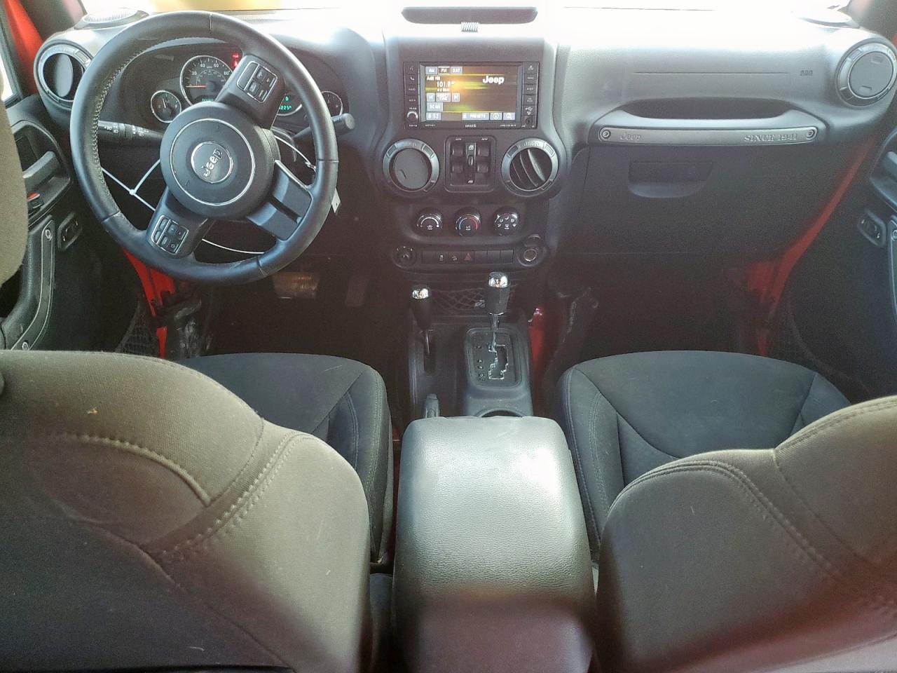 2016 Jeep Wrangler Unlimited Sport VIN: 1C4BJWDG0GL127730 Lot: 82319265