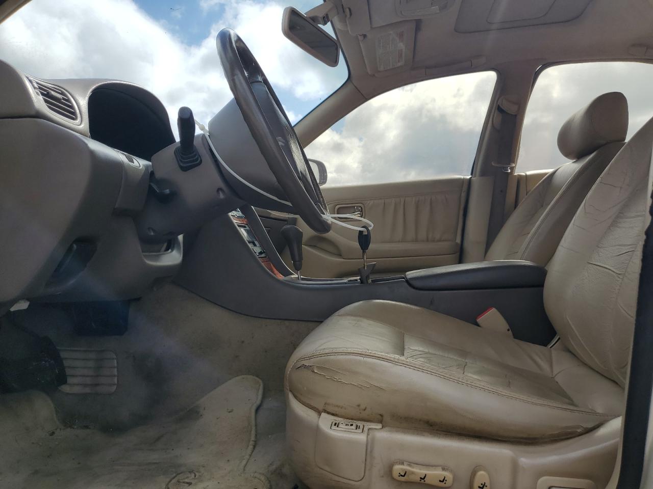 1997 Infiniti J30 VIN: JNKAY21D1VM401386 Lot: 82330105