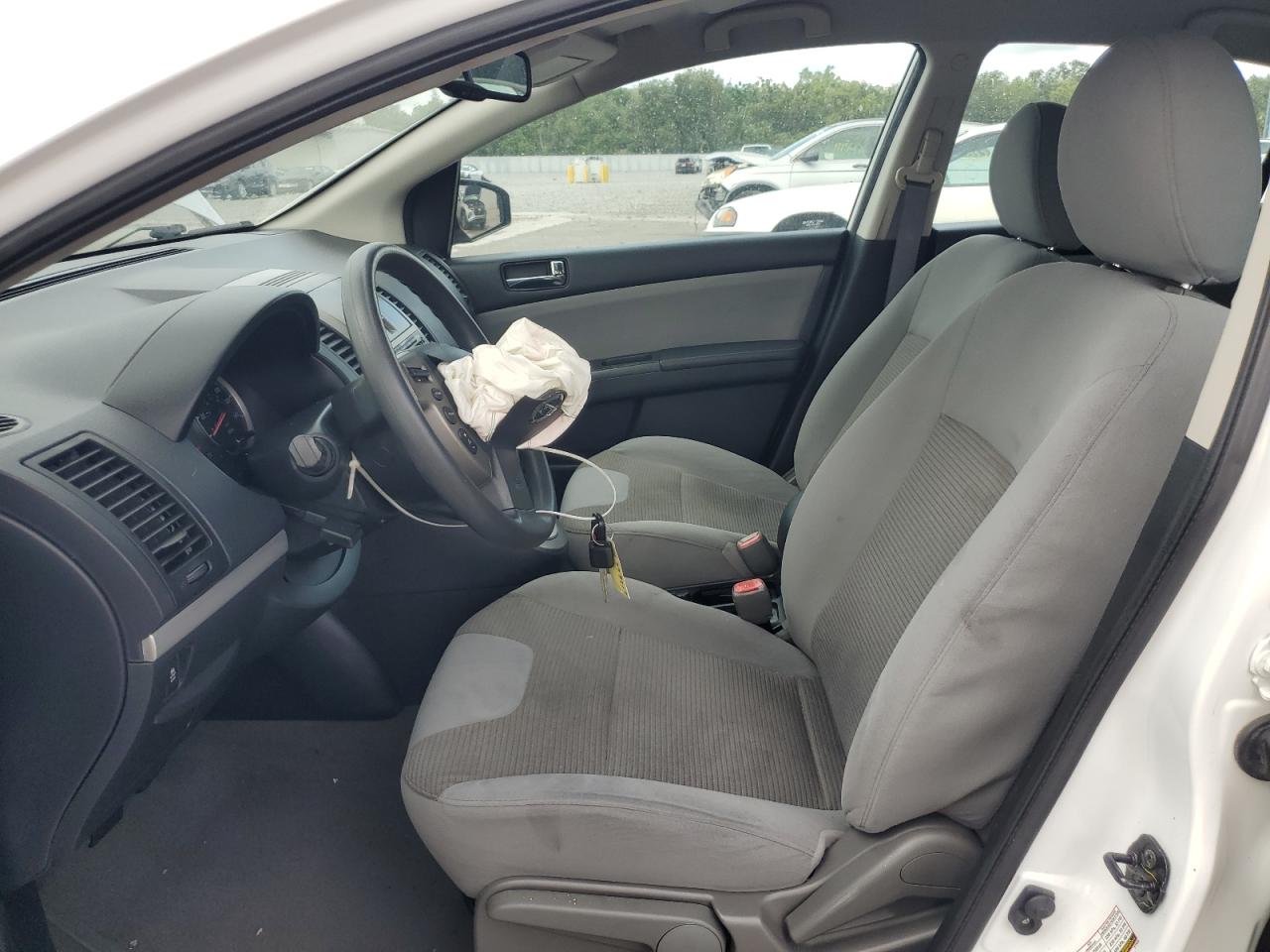 2012 Nissan Sentra 2.0 VIN: 3N1AB6AP8CL779915 Lot: 82374785