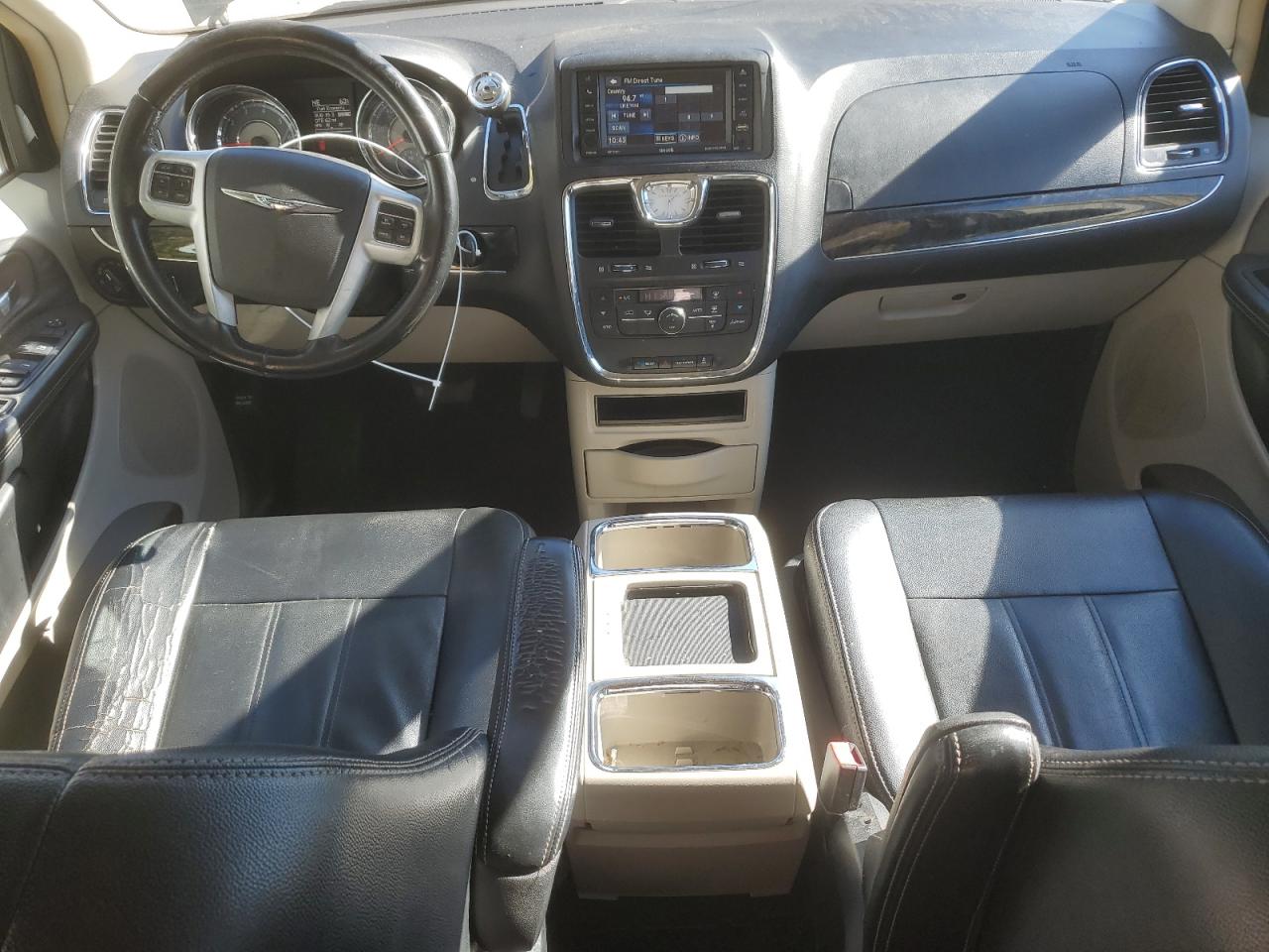 2016 Chrysler Town & Country Touring VIN: 2C4RC1BG6GR147874 Lot: 90020575