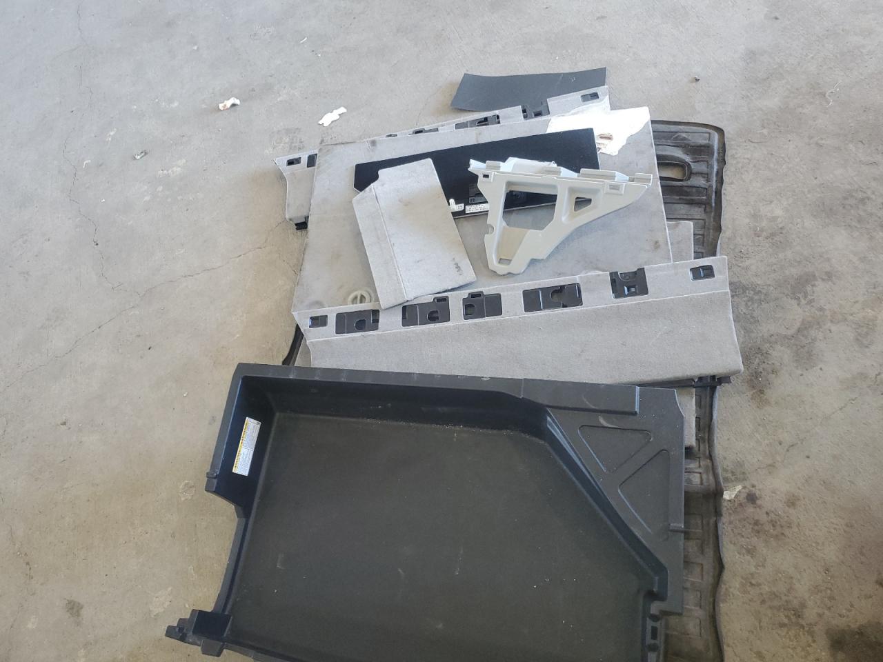 2015 Toyota Prius VIN: JTDKN3DU7F1878438 Lot: 85258075