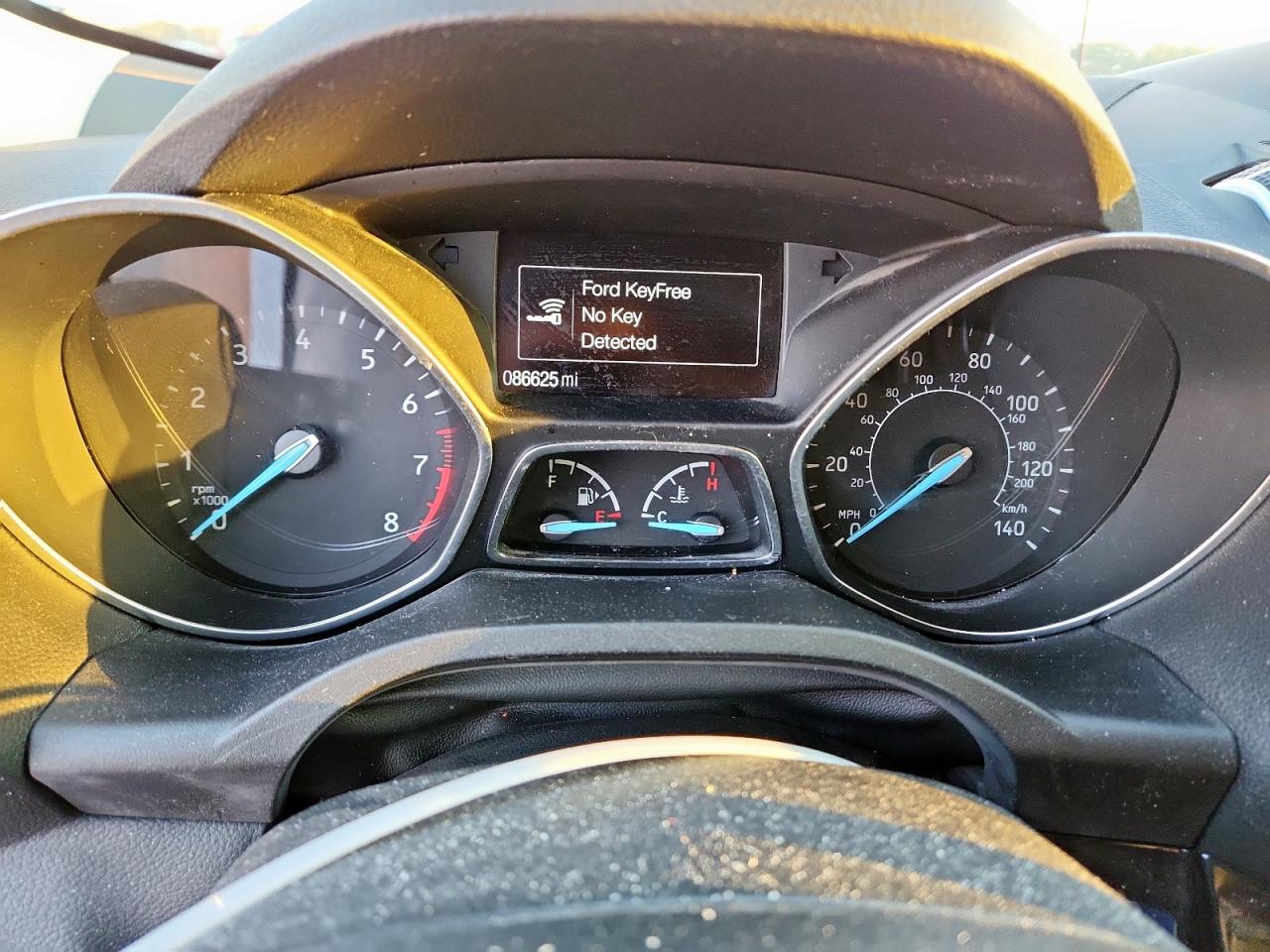 2018 Ford Escape Titanium VIN: 1FMCU0J92JUA63427 Lot: 86289735