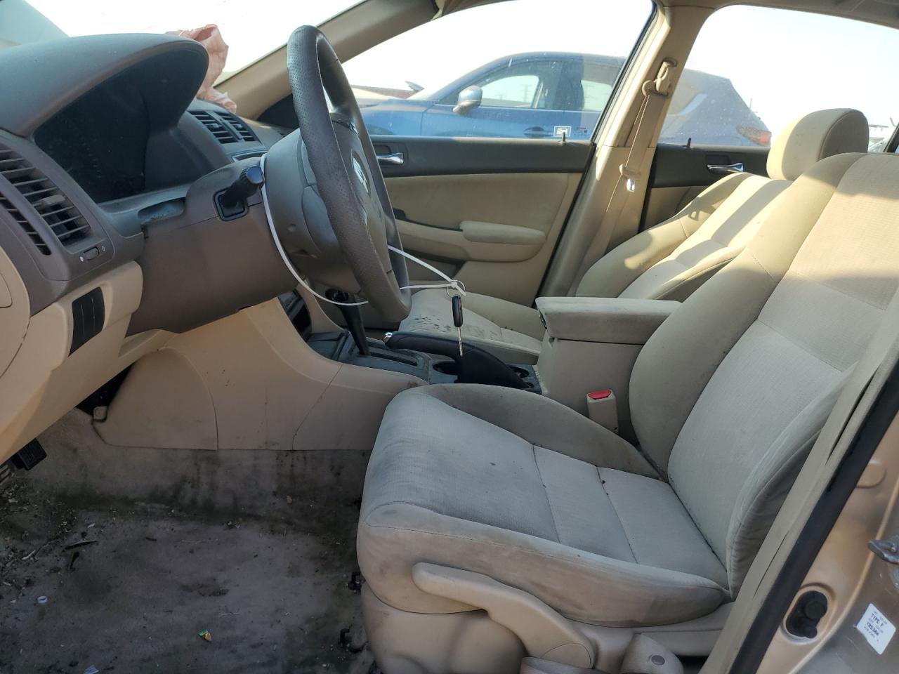 2004 Honda Accord Lx VIN: 1HGCM563X4A069067 Lot: 81994105