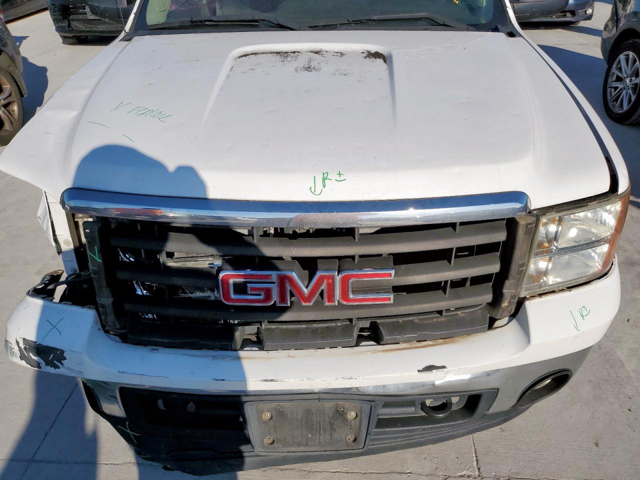 2008 GMC Sierra C1500 VIN: 2GTEC13J681337604 Lot: 82224655