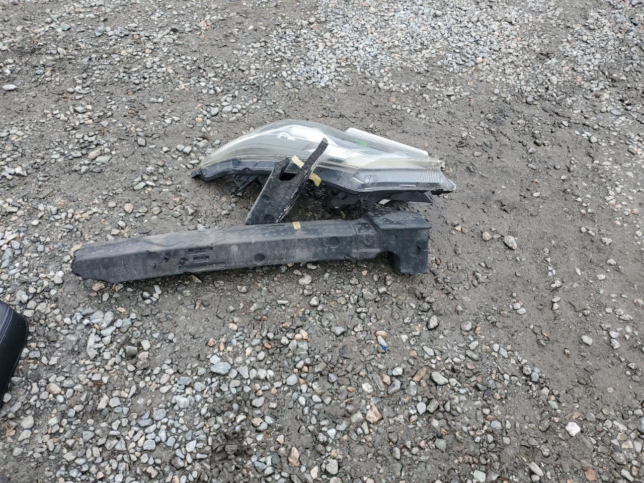 2018 Nissan Pathfinder S VIN: 5N1DR2MN8JC628912 Lot: 82449975