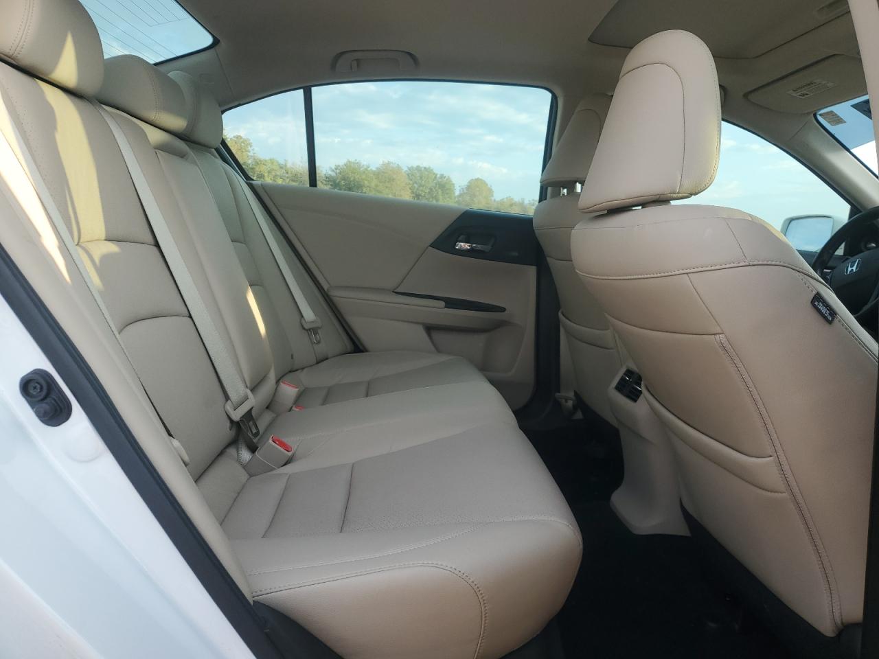 2016 Honda Accord Exl VIN: 1HGCR3F85GA013690 Lot: 84632545