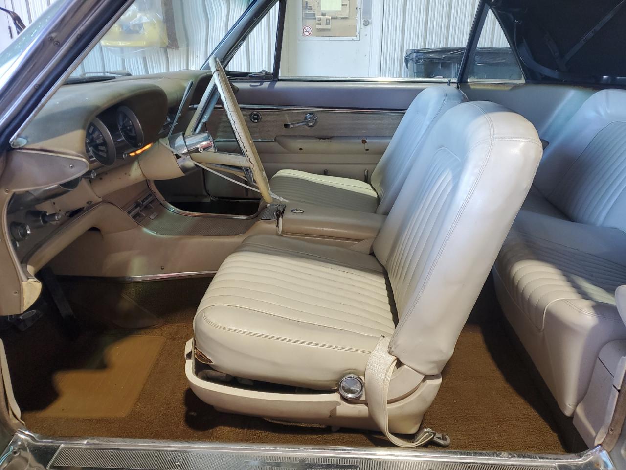 1962 Ford T Bird VIN: 2Y85Z173642 Lot: 85913505