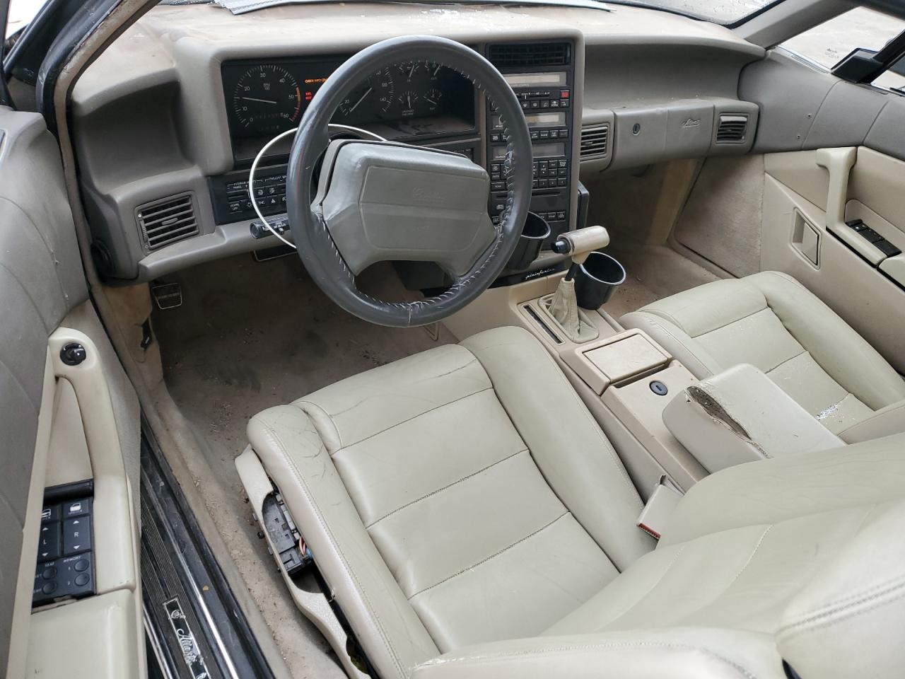 1991 Cadillac Allante VIN: 1G6VS338XMU126192 Lot: 82705915