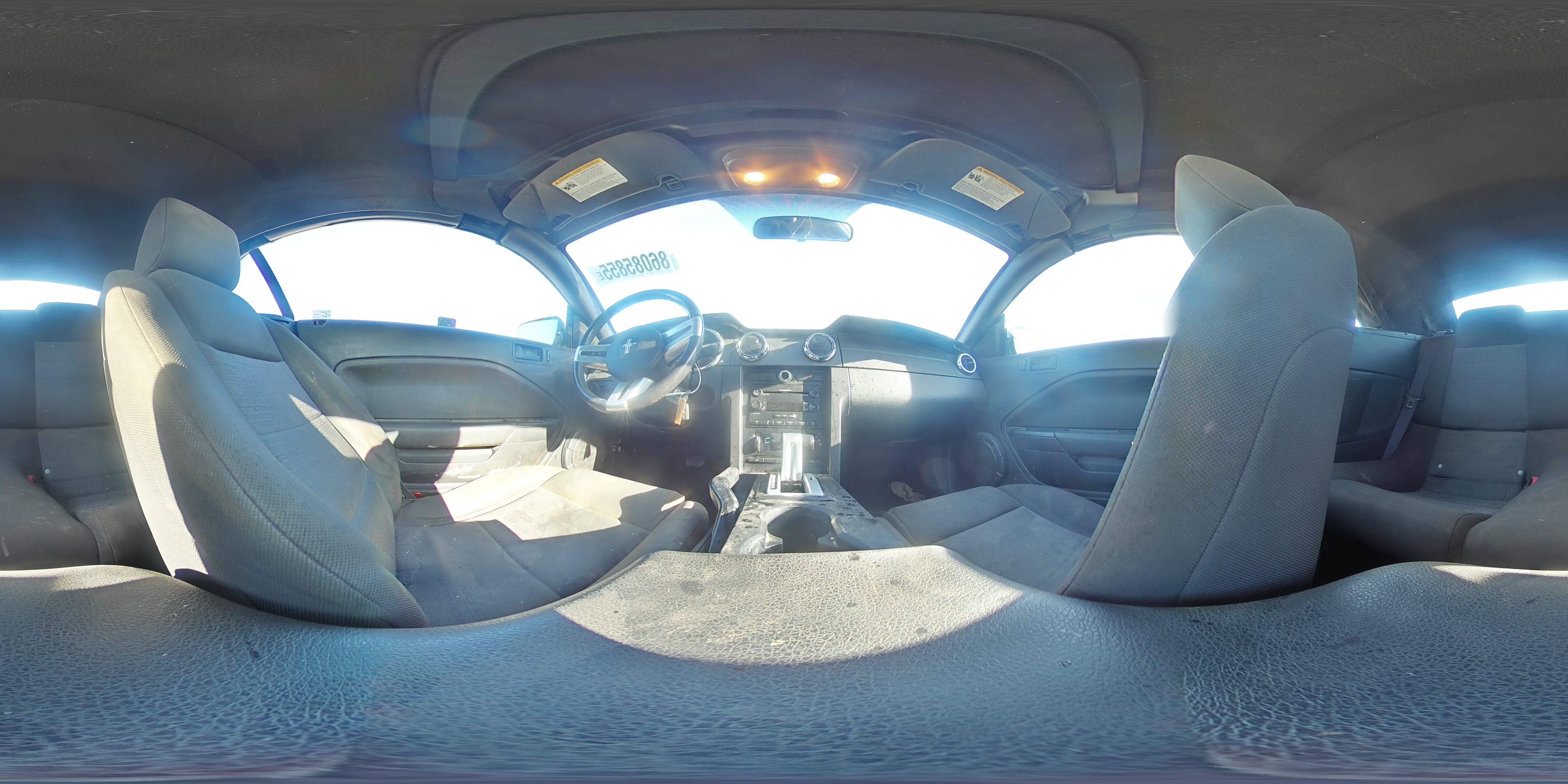 2005 Ford Mustang VIN: 1ZVFT84N255259778 Lot: 86085855